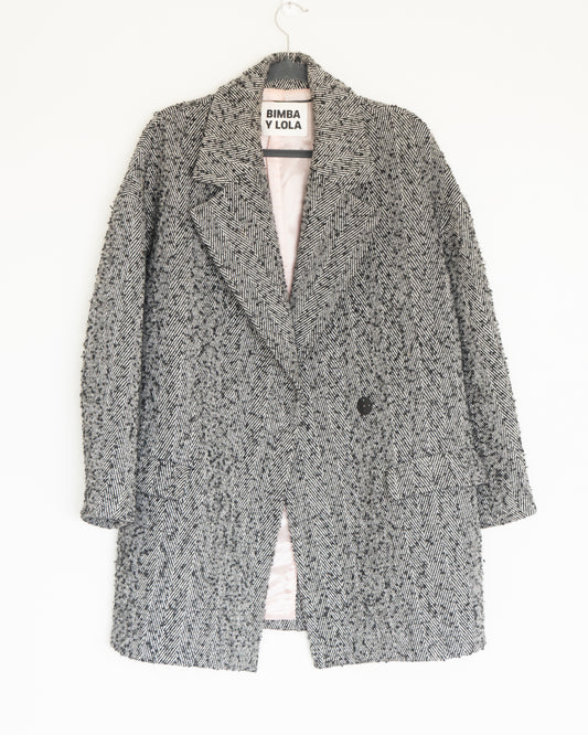 Abrigo tipo blazer espiga Bimba y Lola
