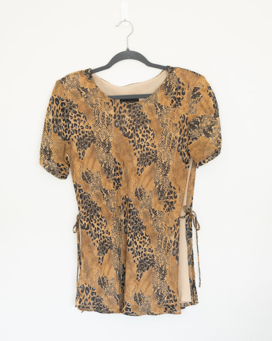 Blusa Animal Print con Amarras Laterales - Micci