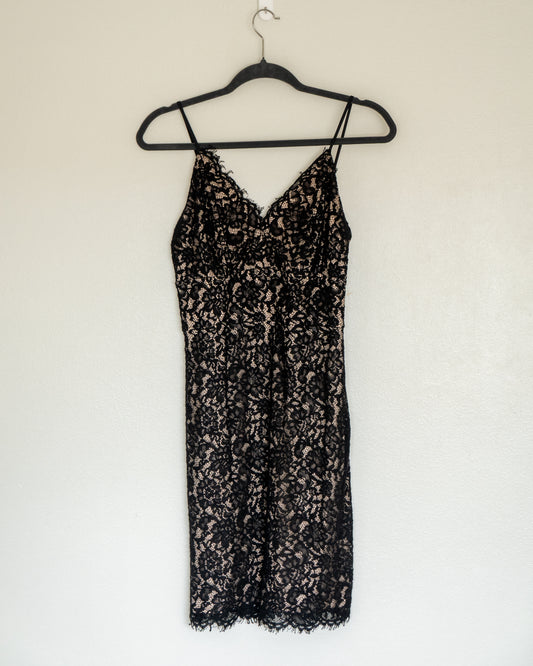 Vestido Lencero Encaje Negro - Express