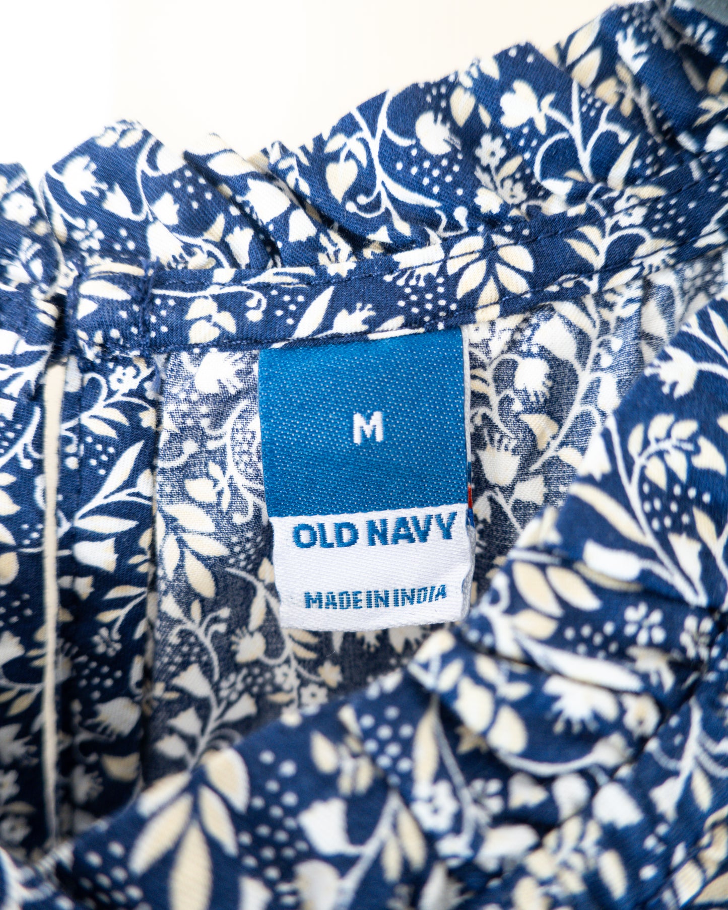 Top Floral Cut Out - Old Navy - La Reversa