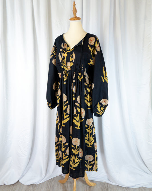 Vestido Negro Estampado - Alia Enterprises - La Reversa