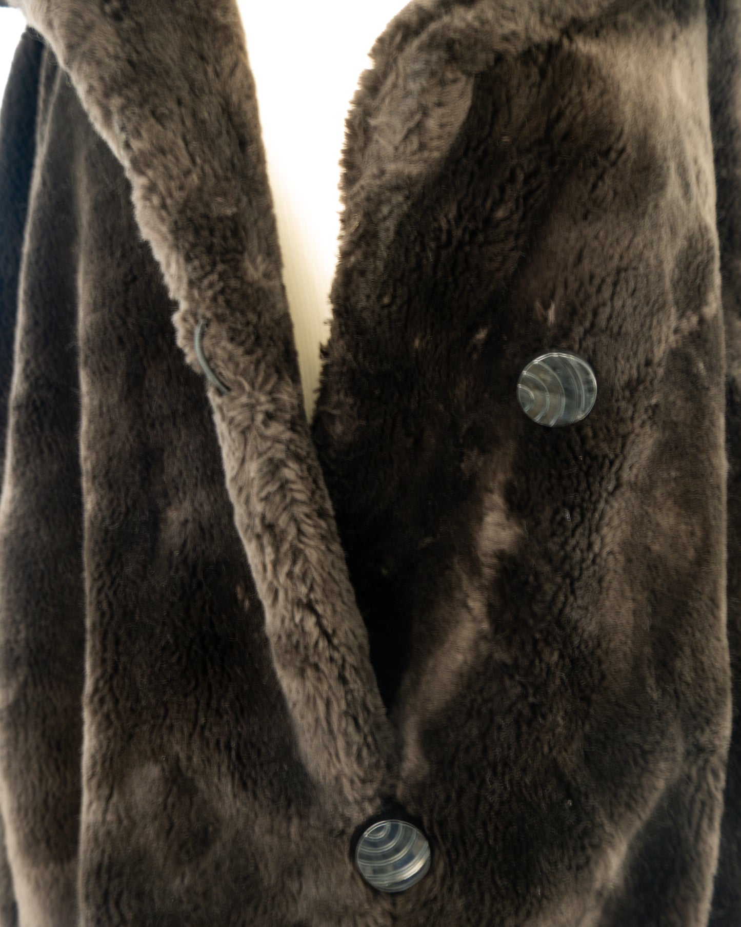 Abrigo Faux Fur Café Chocolate - Novelti - La Reversa