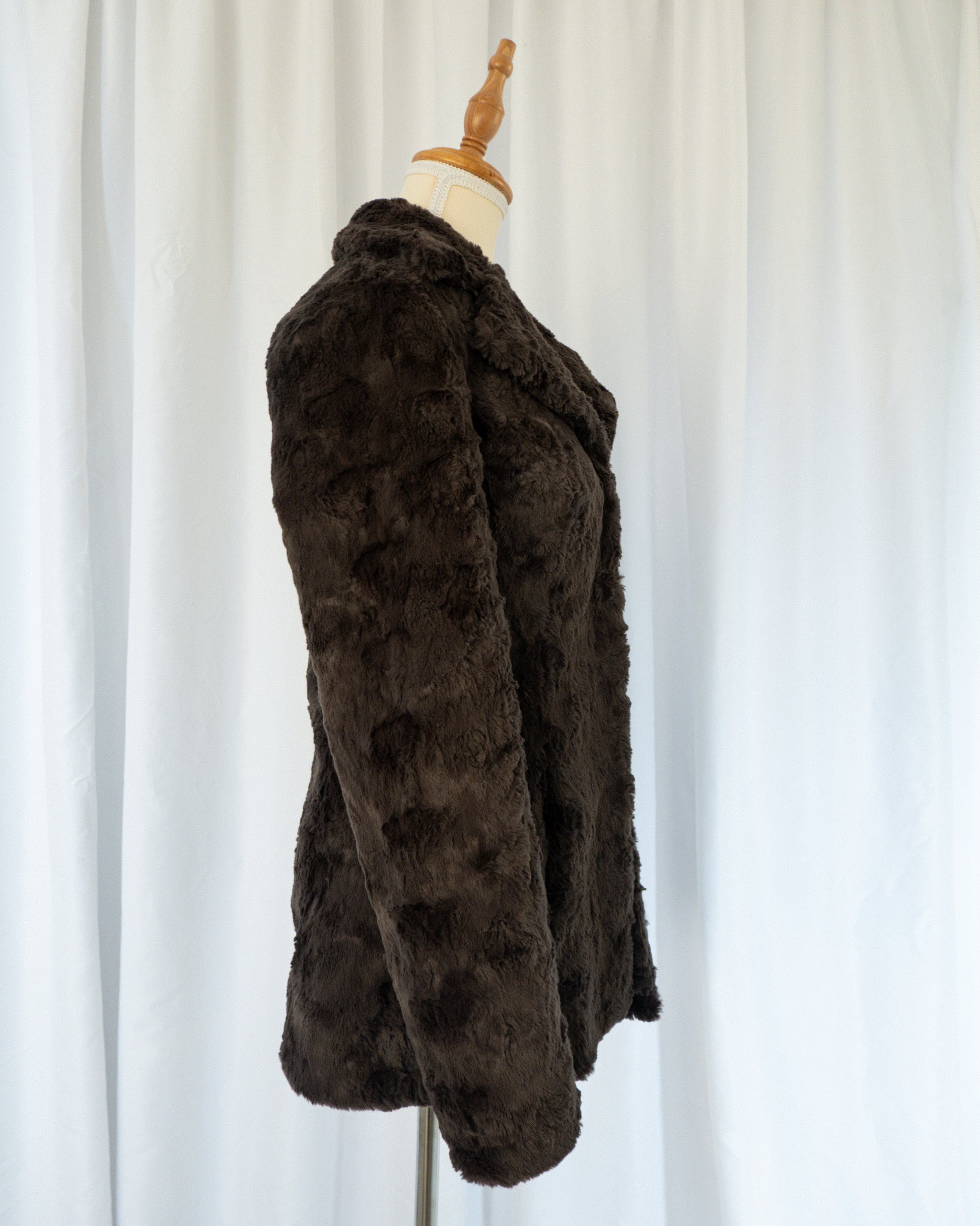 Abrigo Faux Fur Chocolate - Rocha, John Rocha - La Reversa