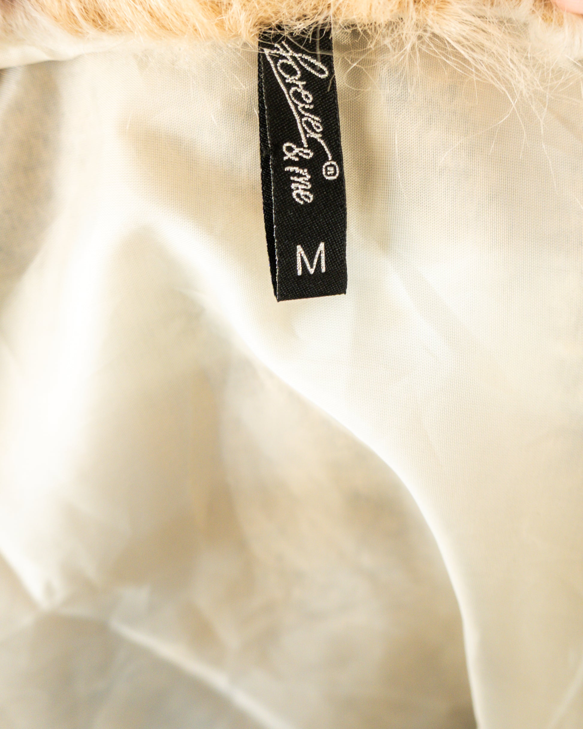 Abrigo Faux Fur Vest Beige - Forever & Me - La Reversa