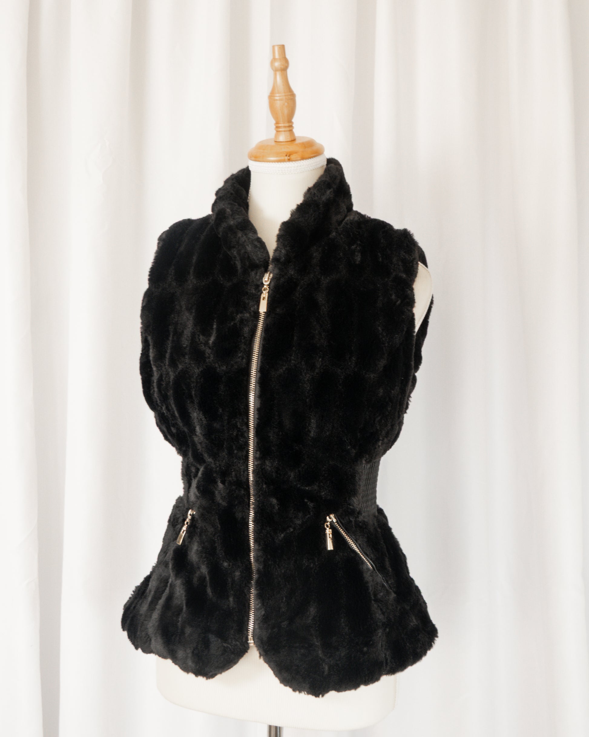 Abrigo Faux Fur Vest - L.A. Coalition - La Reversa