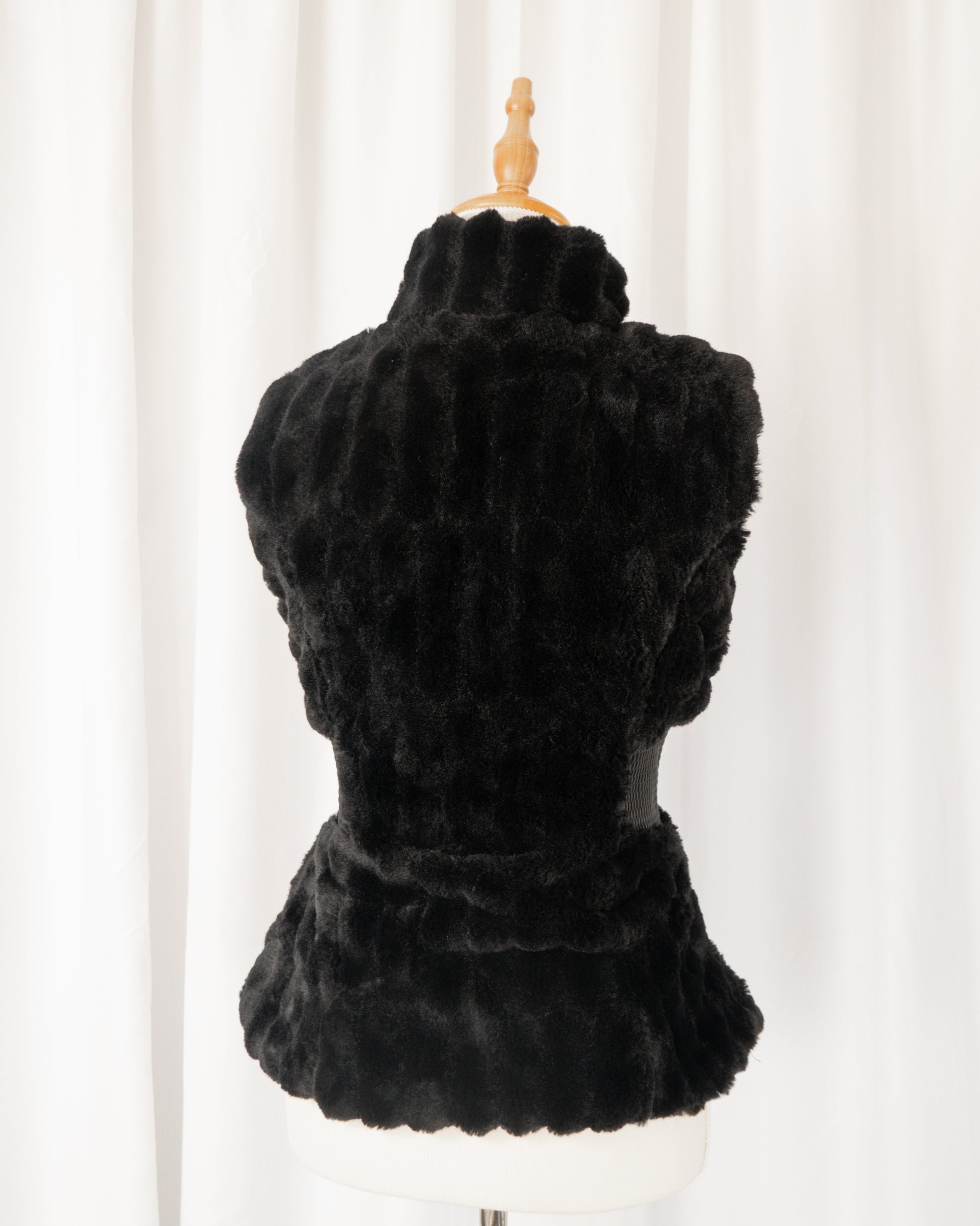 Abrigo Faux Fur Vest - L.A. Coalition - La Reversa