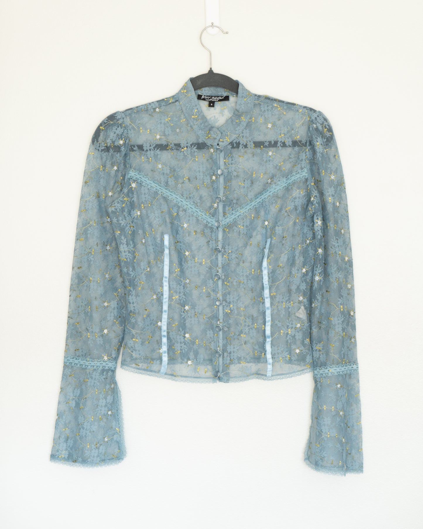 Blusa Encaje Celeste - Betsey Johnson - La Reversa