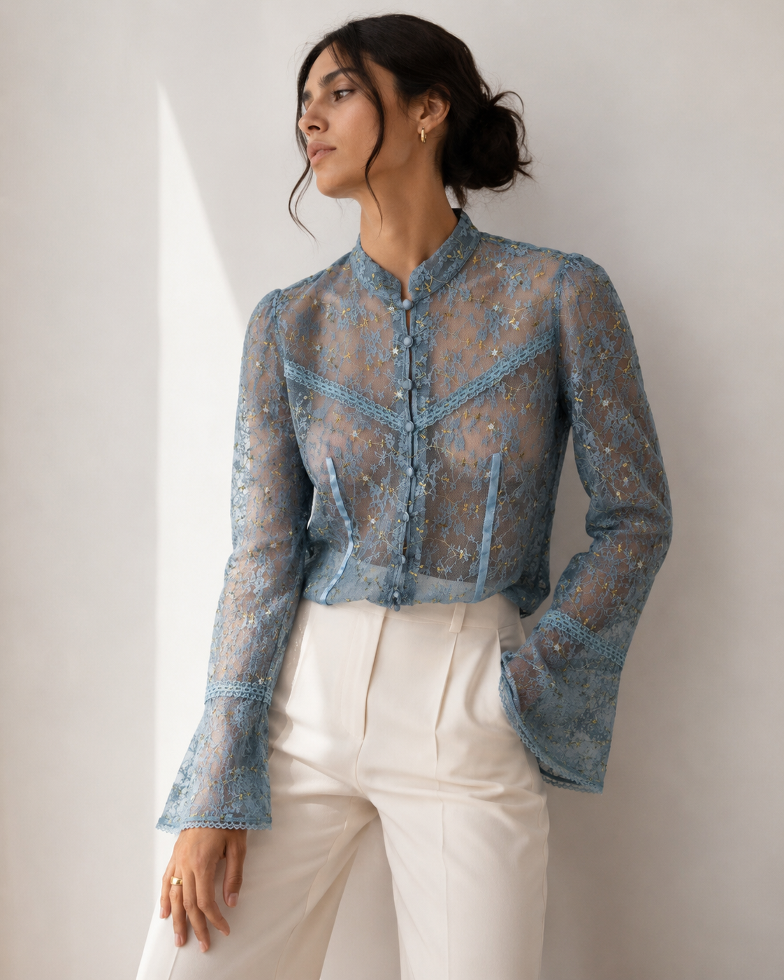 Blusa Encaje Celeste - Betsey Johnson - La Reversa