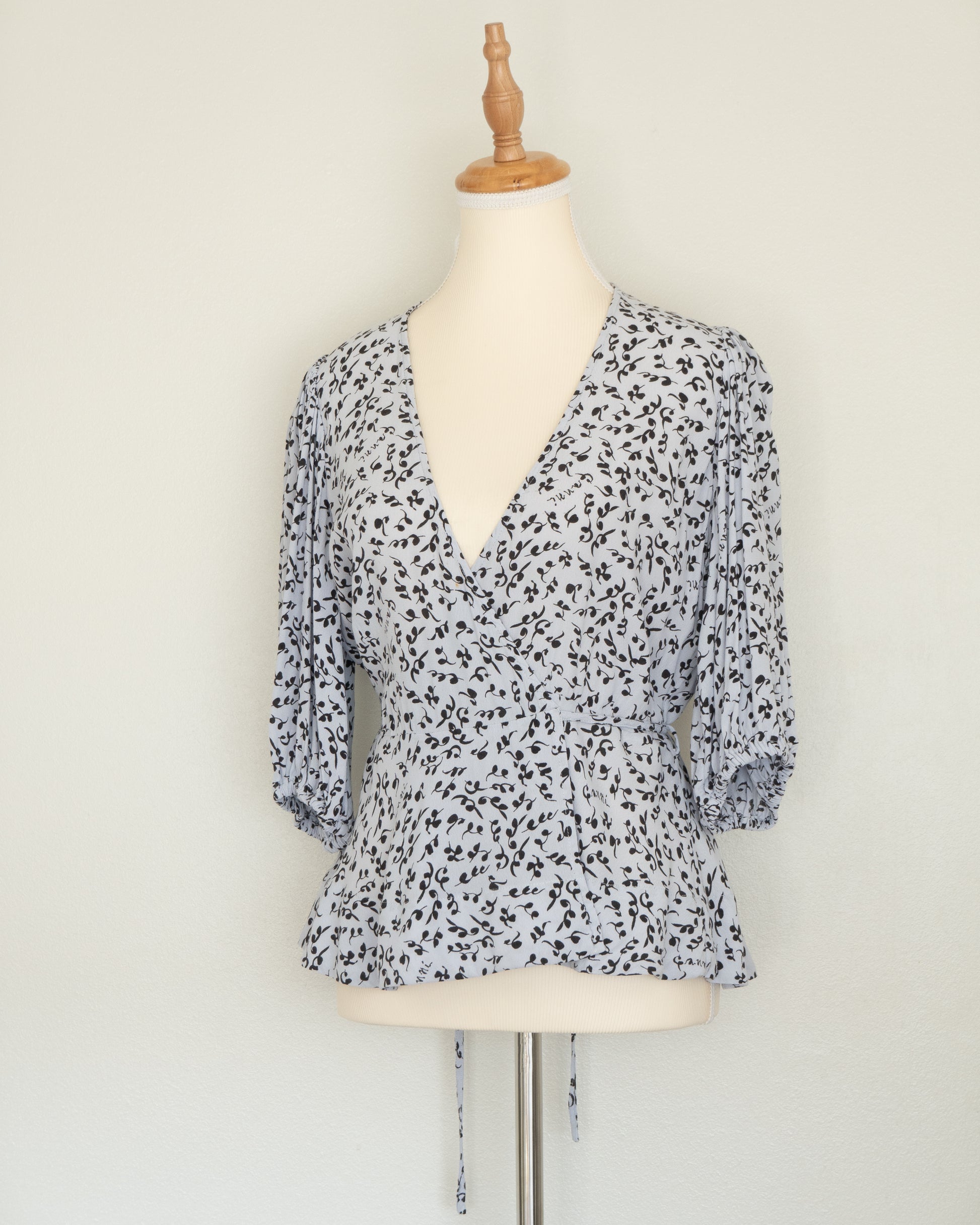 Blusa Envolvente Estampada - Ganni - La Reversa