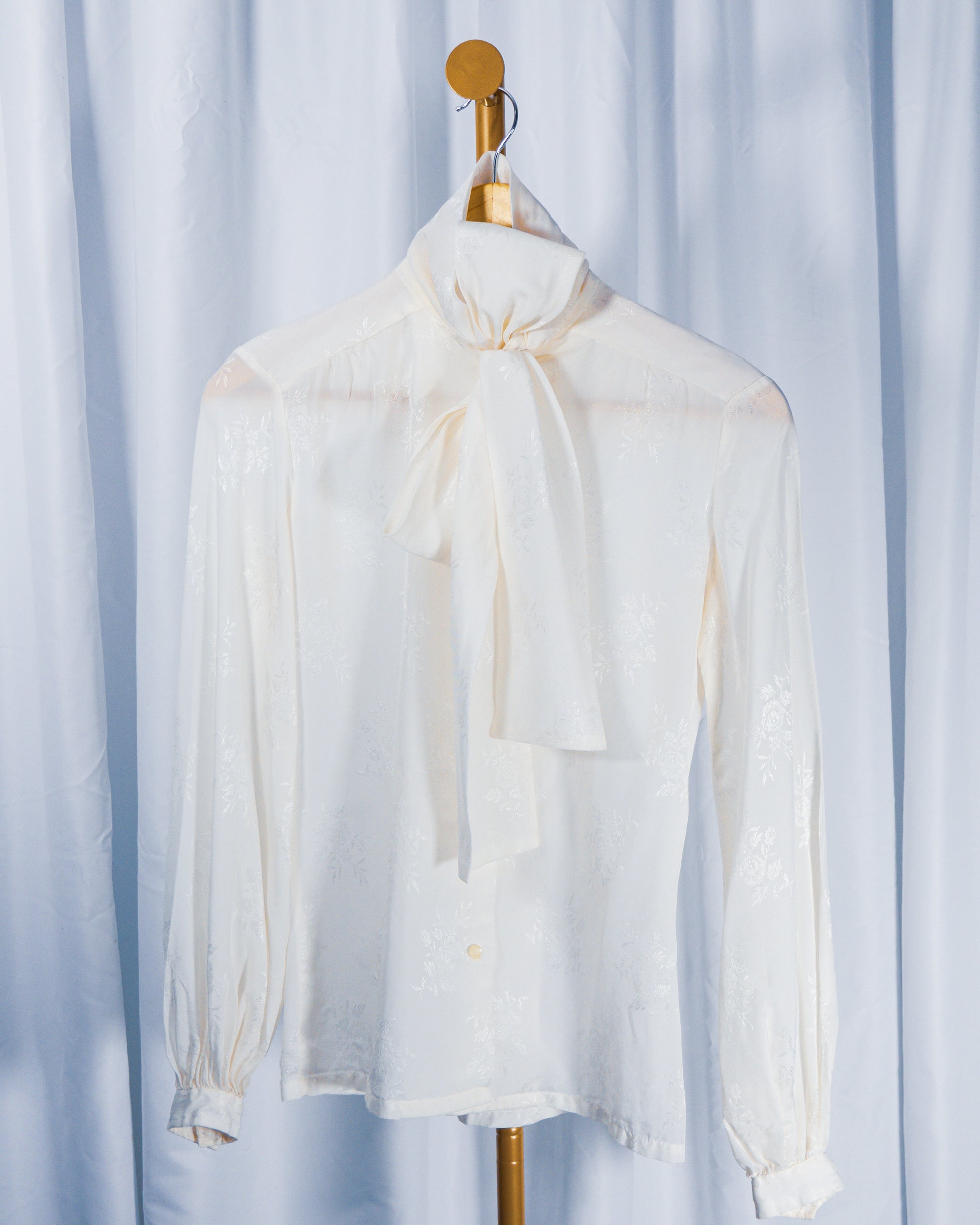 Blusa Lazo Satinado - Pucci - La Reversa