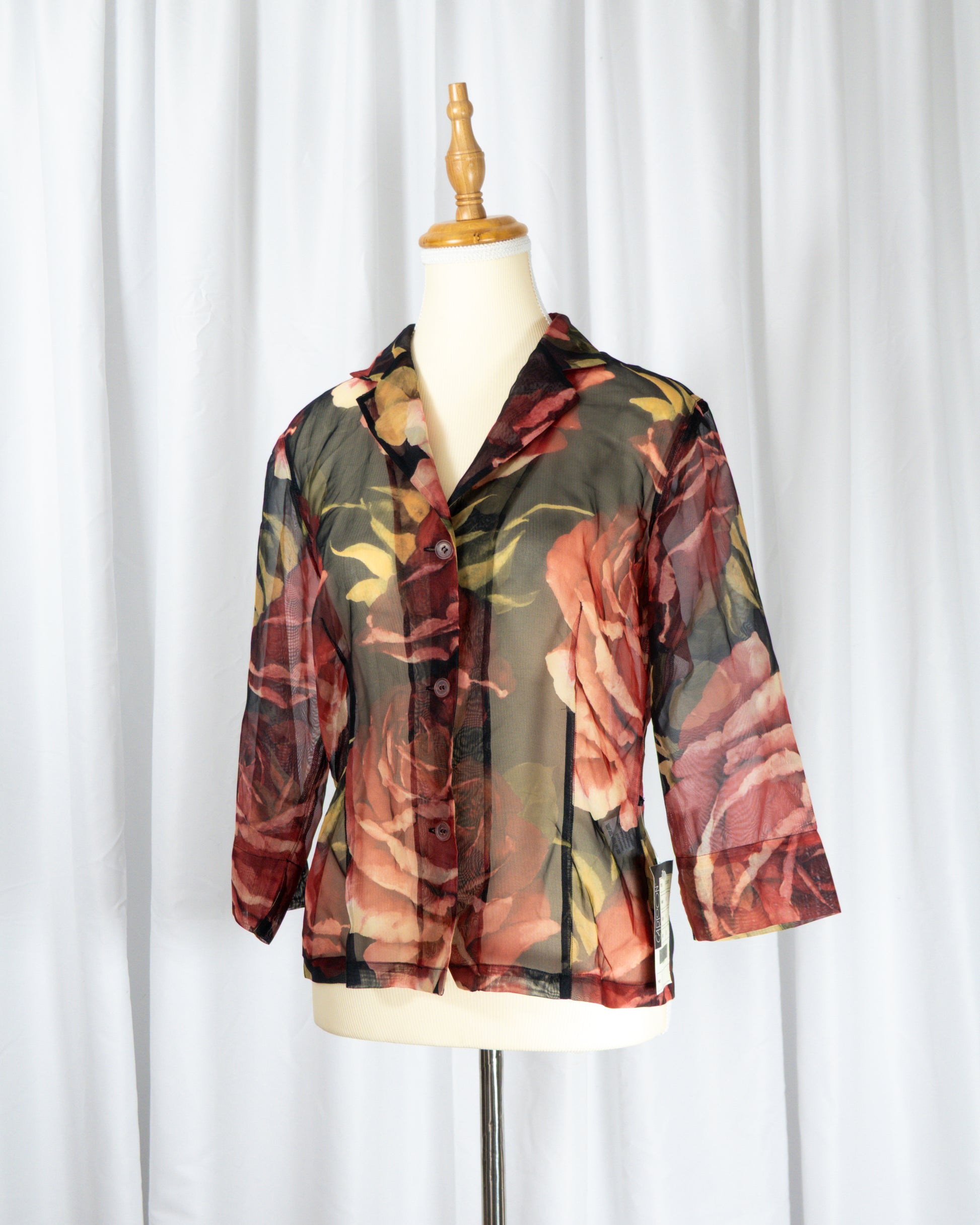 Blusa Mesh Rose Garden - Cartoon - La Reversa