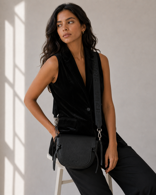 Bolso Bandolera Net en Cuero Graneado - Prüne - La Reversa