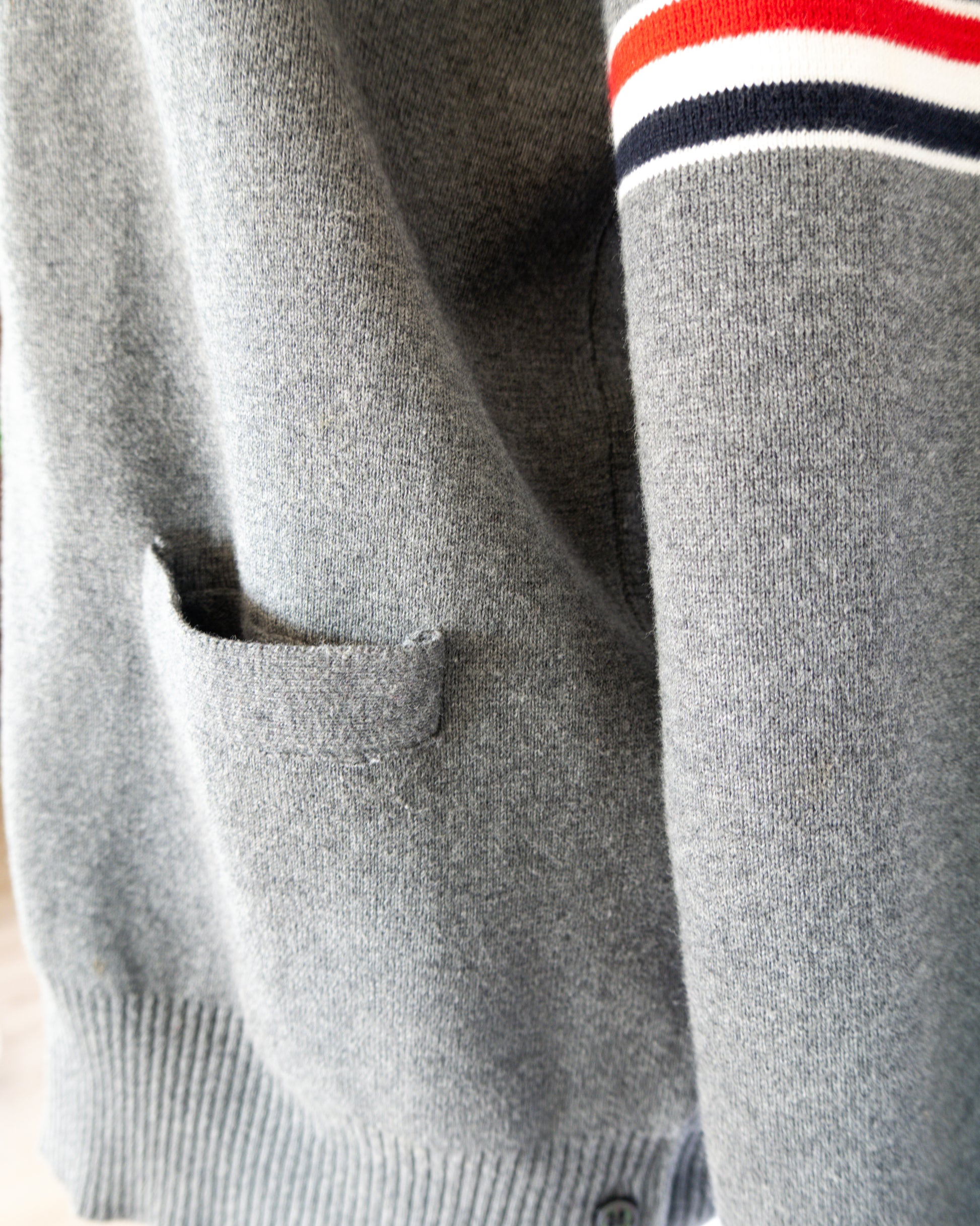 Cardigan Gris - Thom Browne - La Reversa