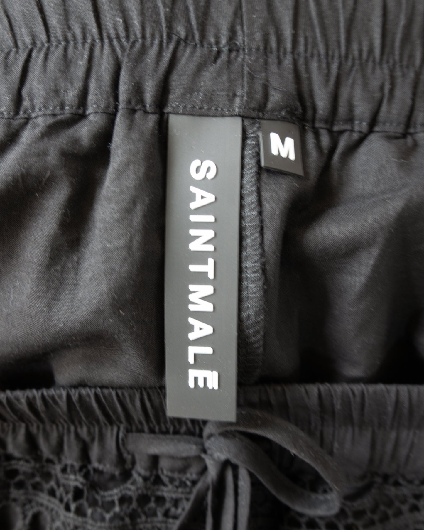 Falda Sulfur Negra - Saintmalē - La Reversa