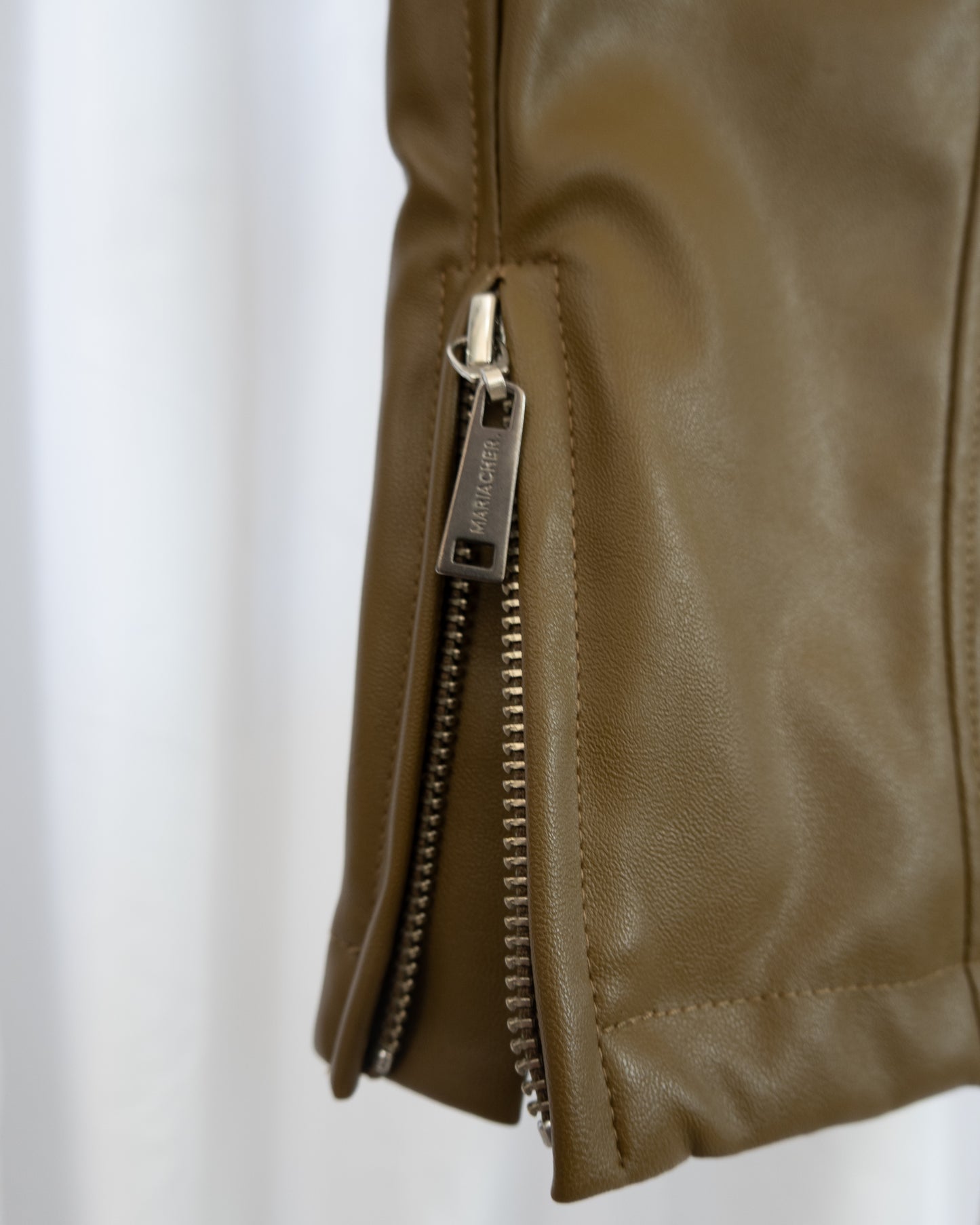 Pantalón Eco Cuero Lace Up - SaintMalē - La Reversa
