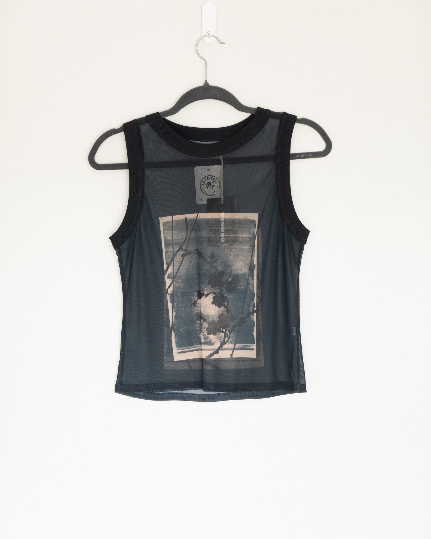 Polera Malla Negra Estampado - Bronca - La Reversa