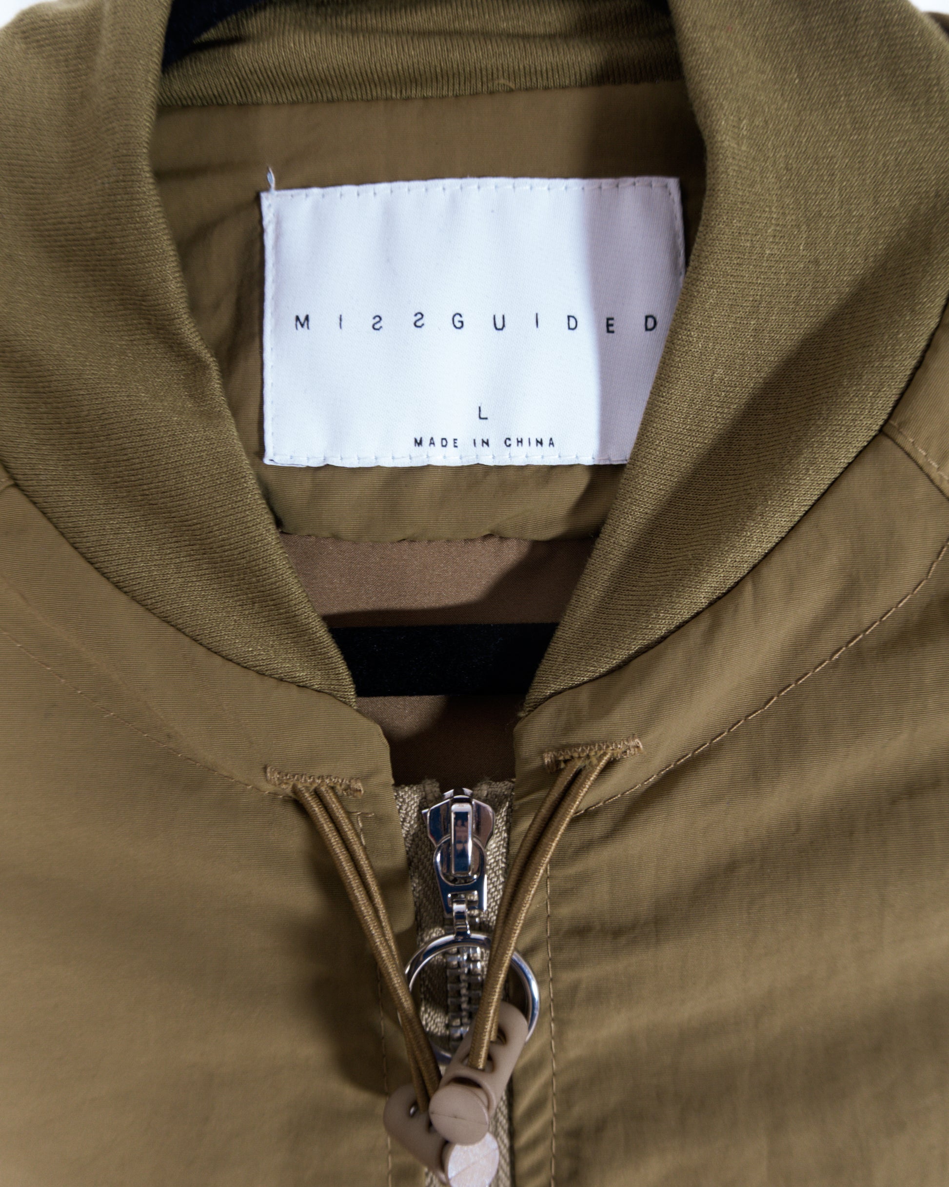 Chaqueta bomber verde oliva - Missguided