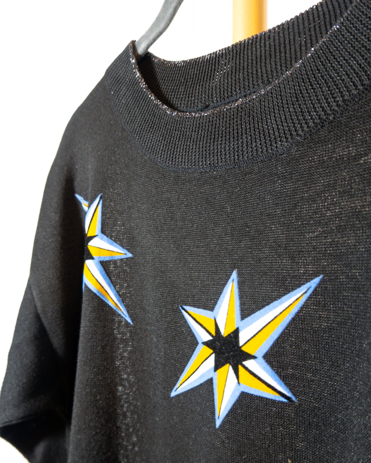 Top Negro con Estrellas - Sin Marca