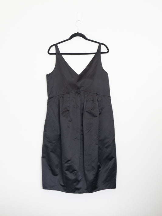 Vestido Negro Estructurado - Burberry