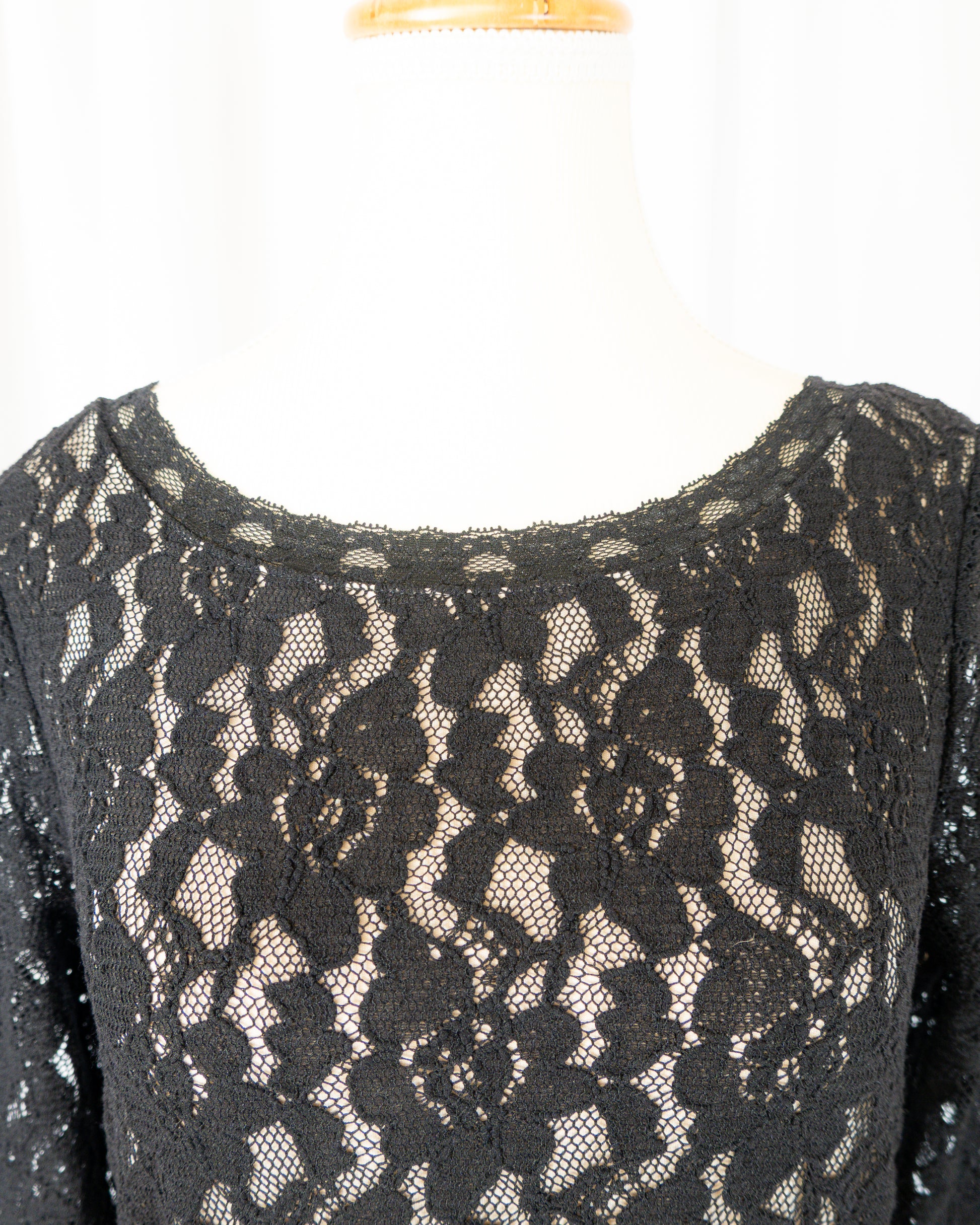 Vestido Largo de Encaje Negro Mermaid