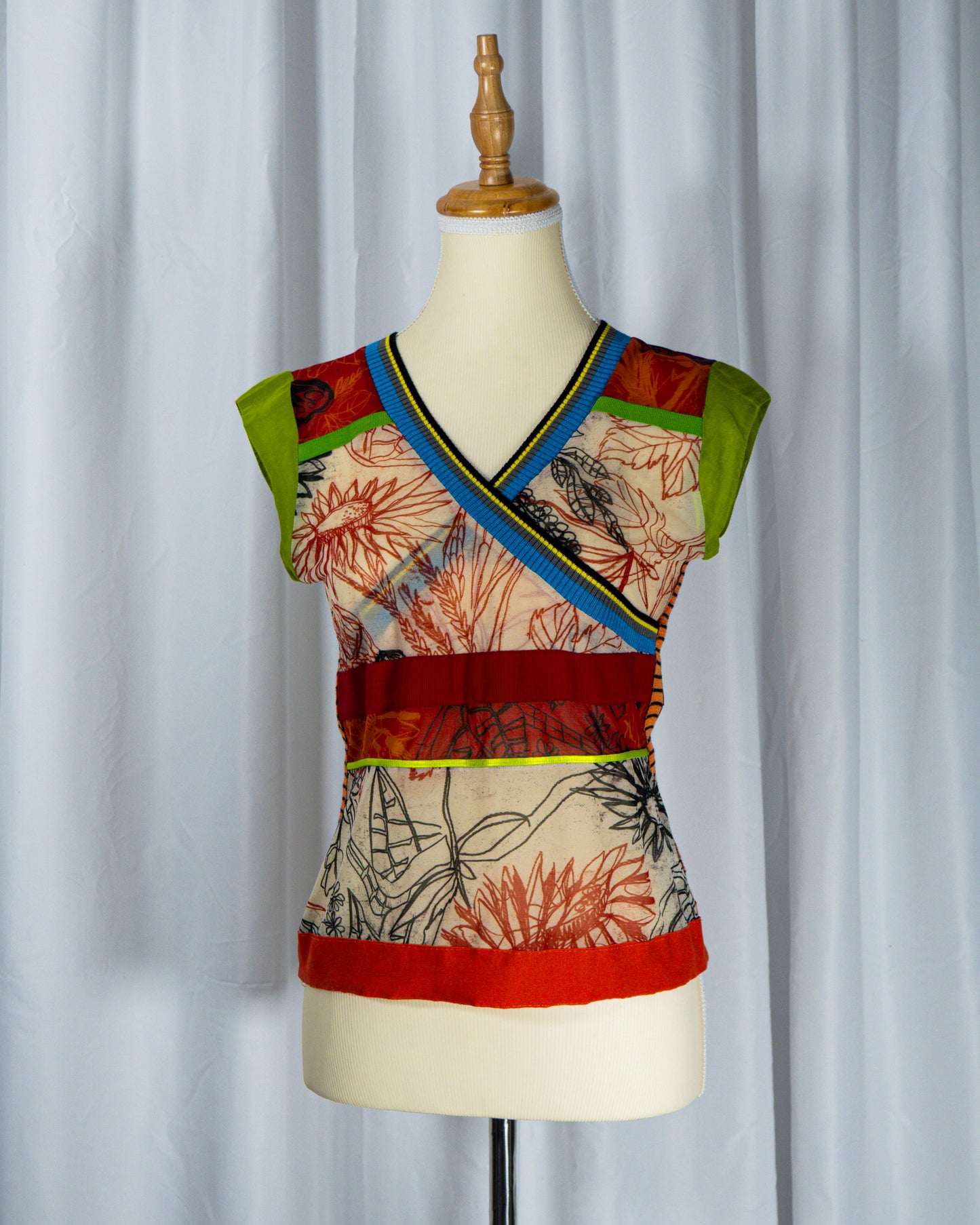 Top Estampado Pianura Studio - La Reversa