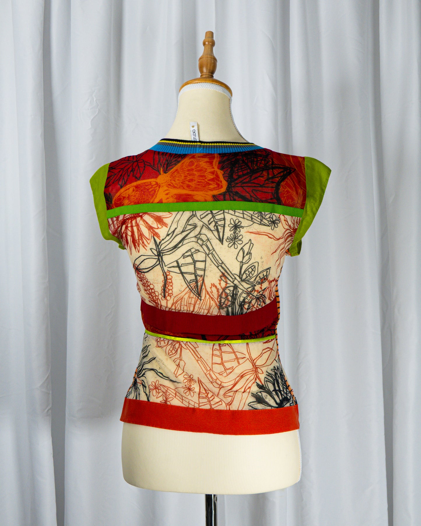 Top Estampado Pianura Studio - La Reversa
