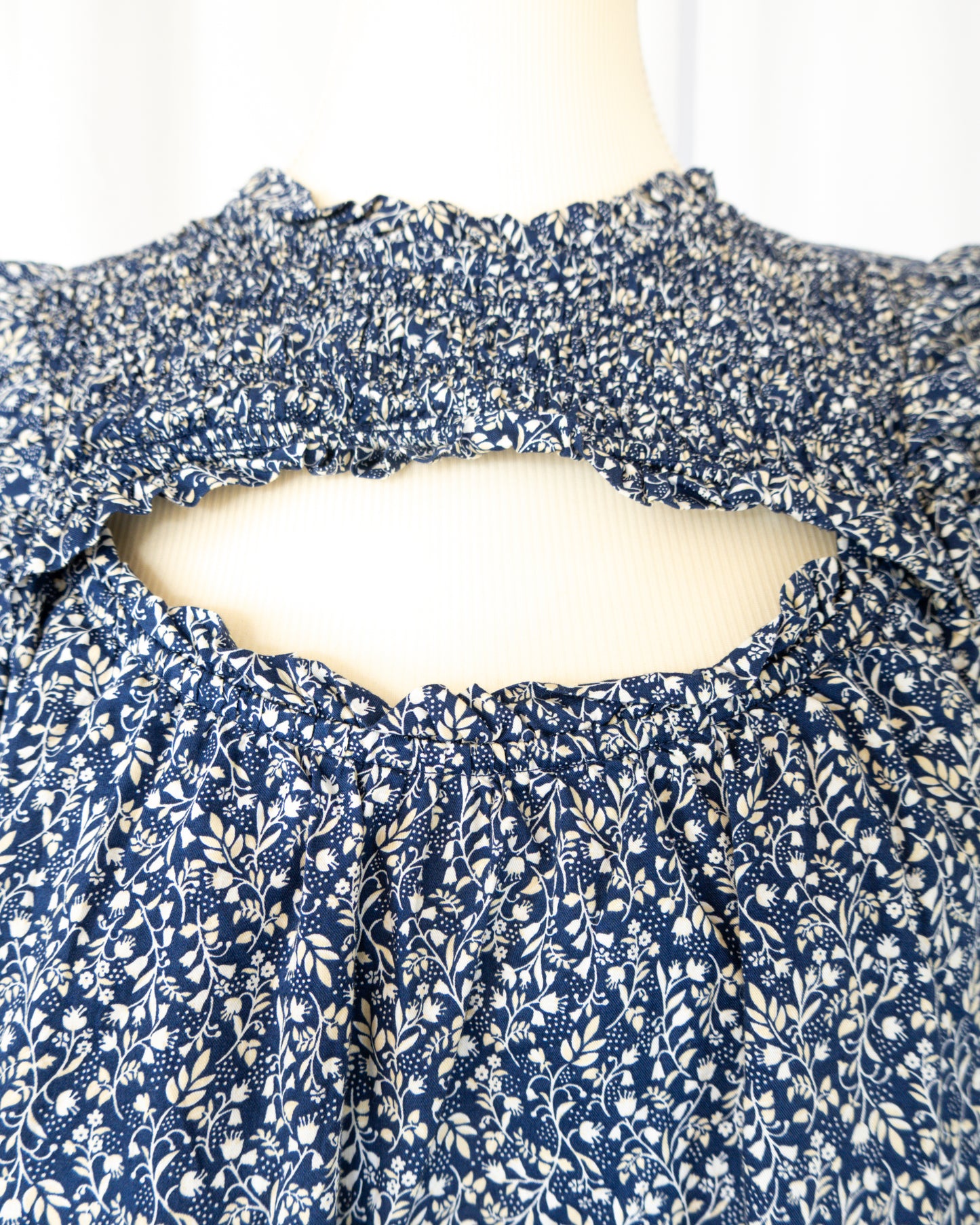 Top Floral Cut Out - Old Navy - La Reversa