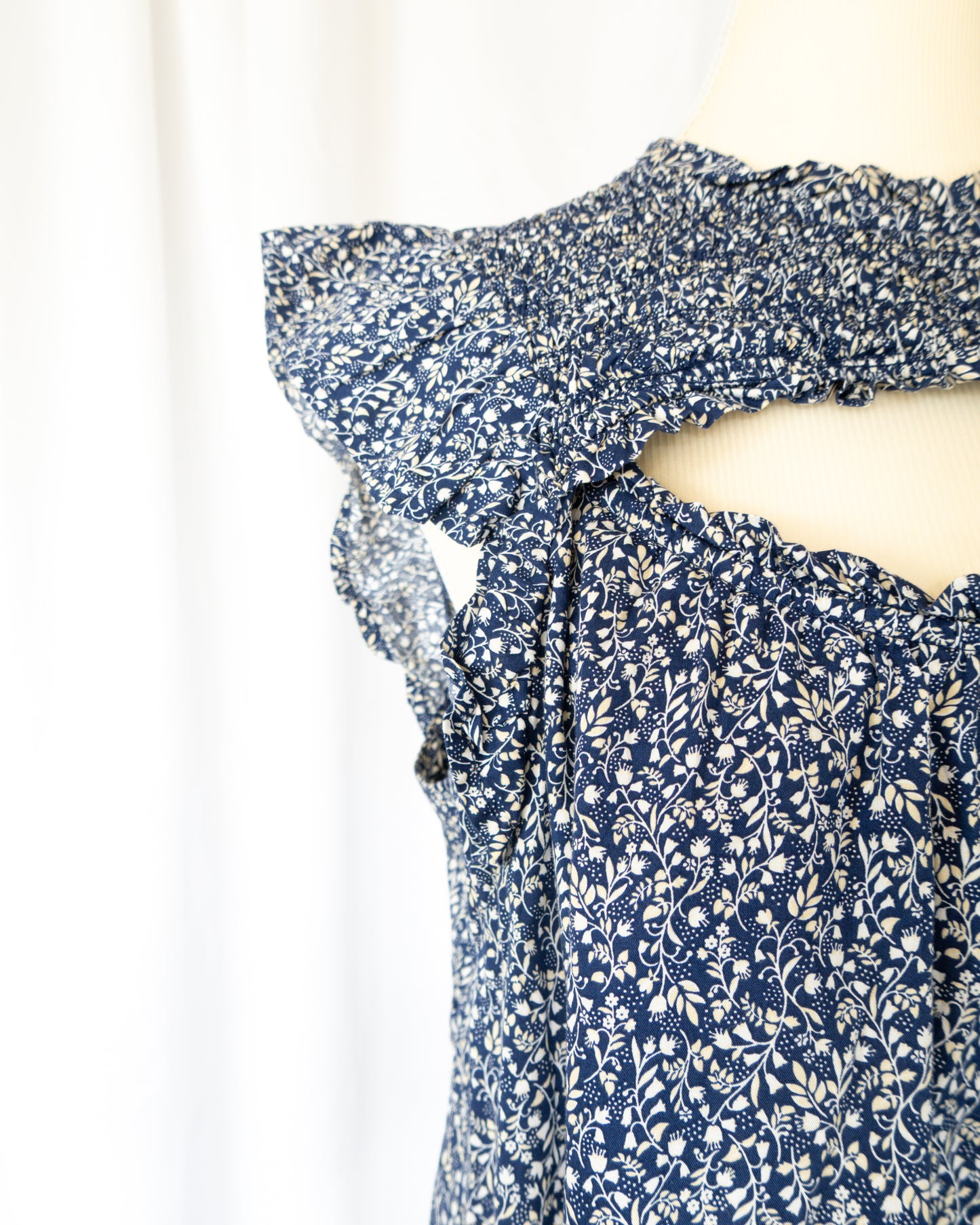 Top Floral Cut Out - Old Navy - La Reversa