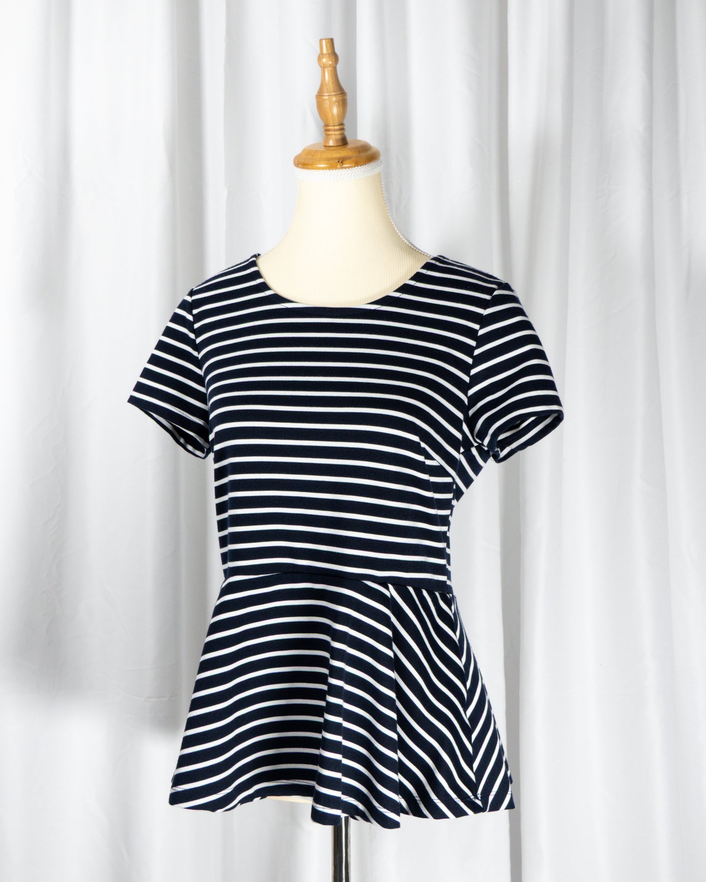 Top Navy Peplum- Esmara - La Reversa