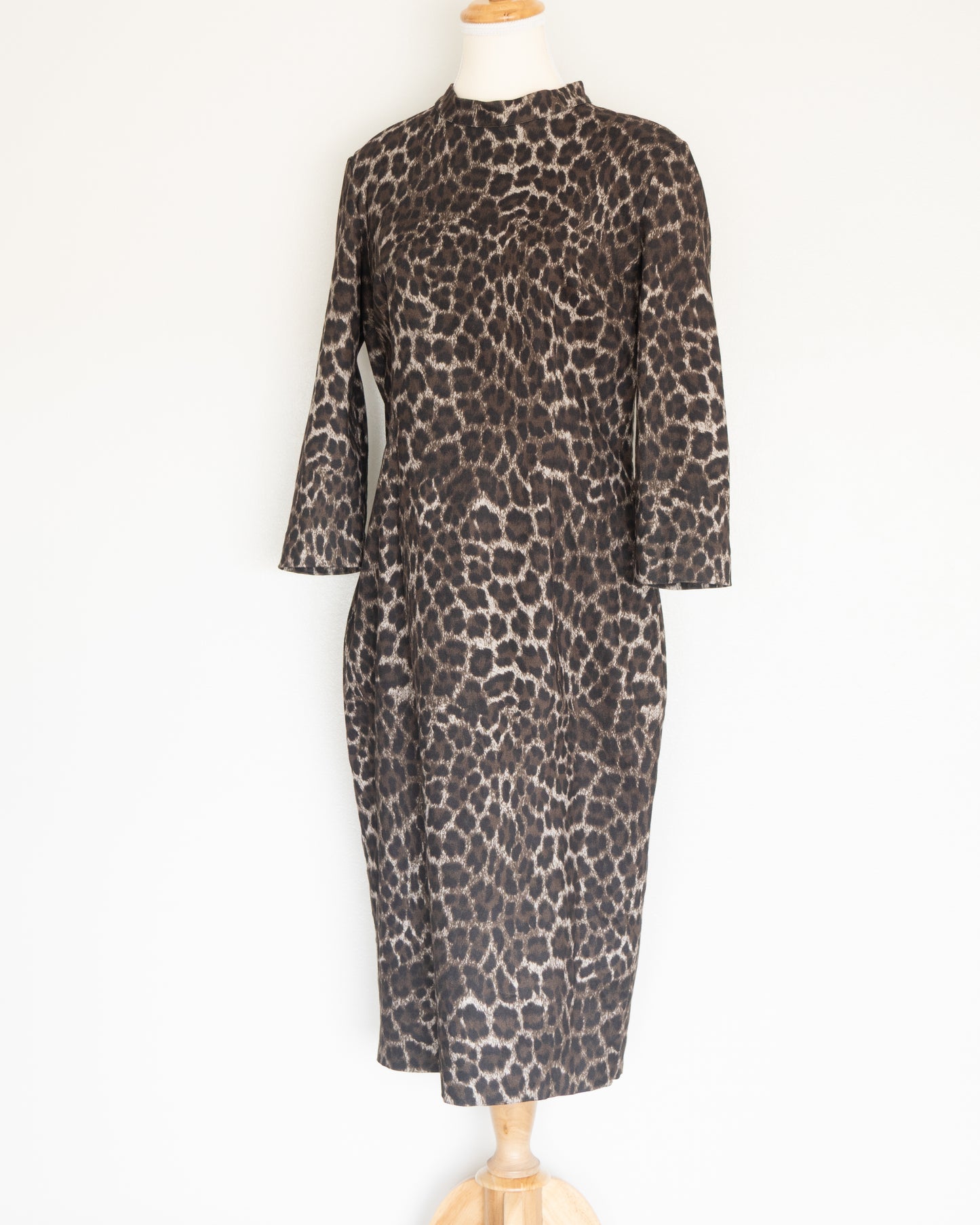Vestido Animal Print Estructurado - Guess - La Reversa