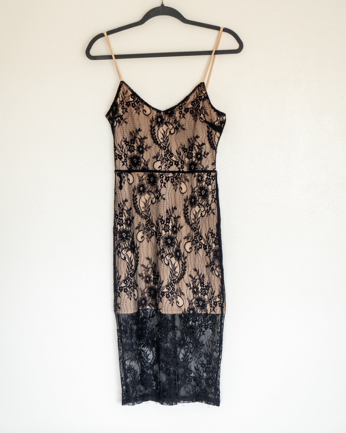 Vestido Encaje Nude & Negro - Bebe - La Reversa