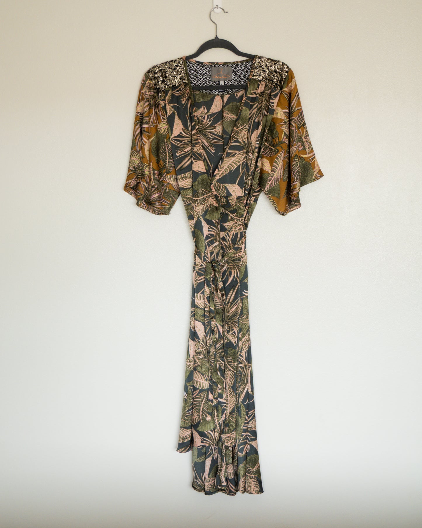 Vestido Envolvente Print Botánico - Native Rose - La Reversa
