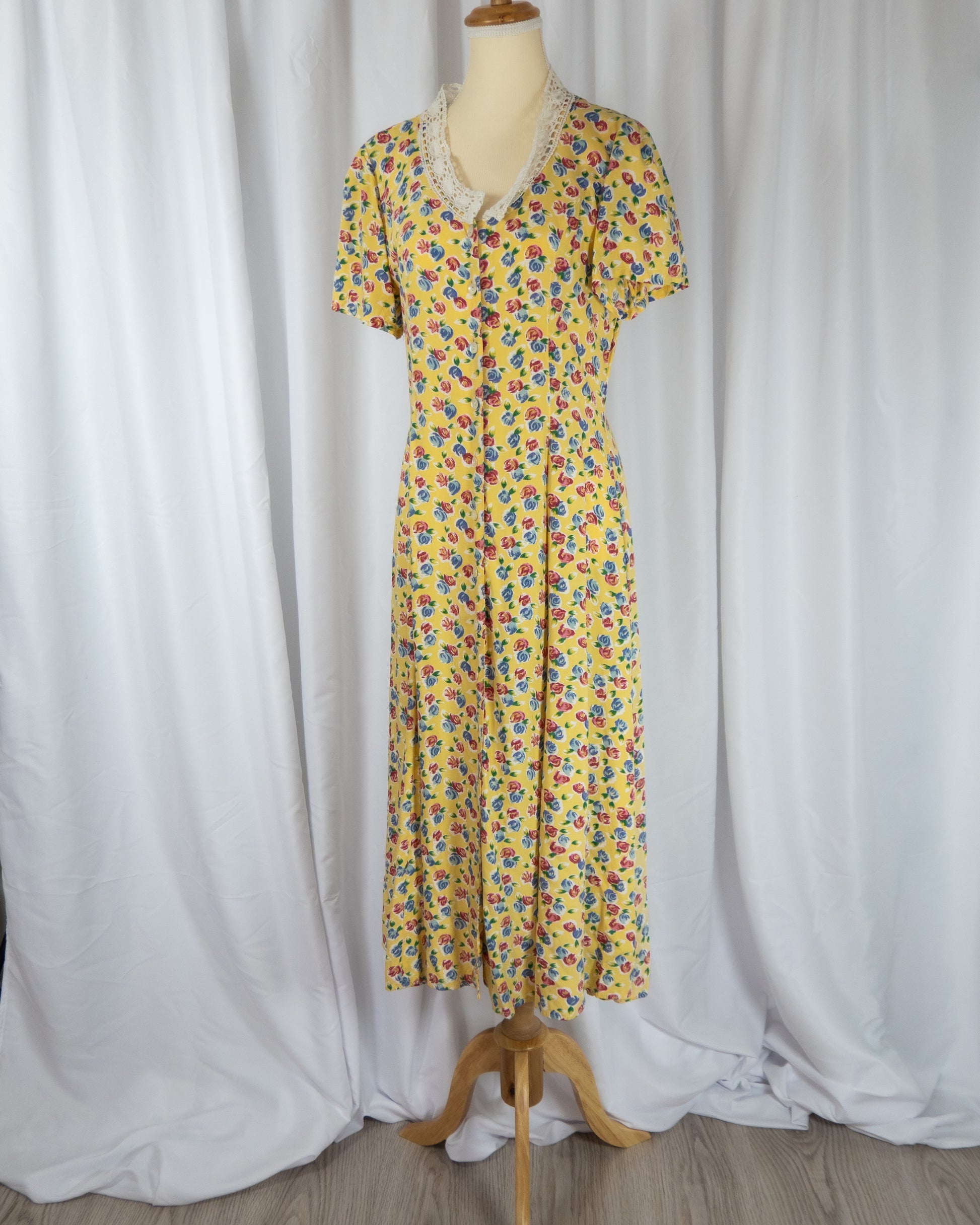 Vestido Floral Amarillo Vintage - La Reversa