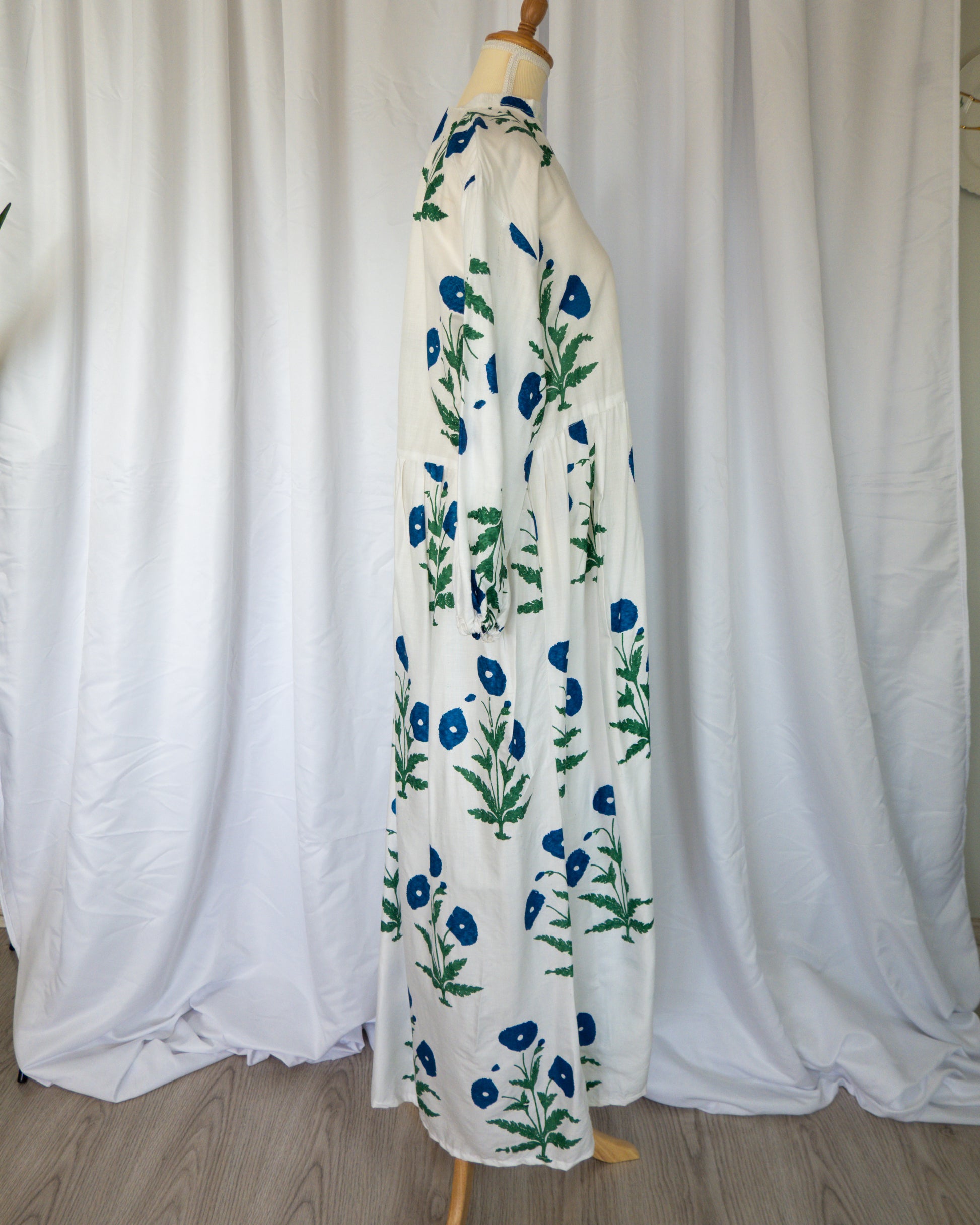 Vestido Largo Floral Azul y Verde - La Reversa