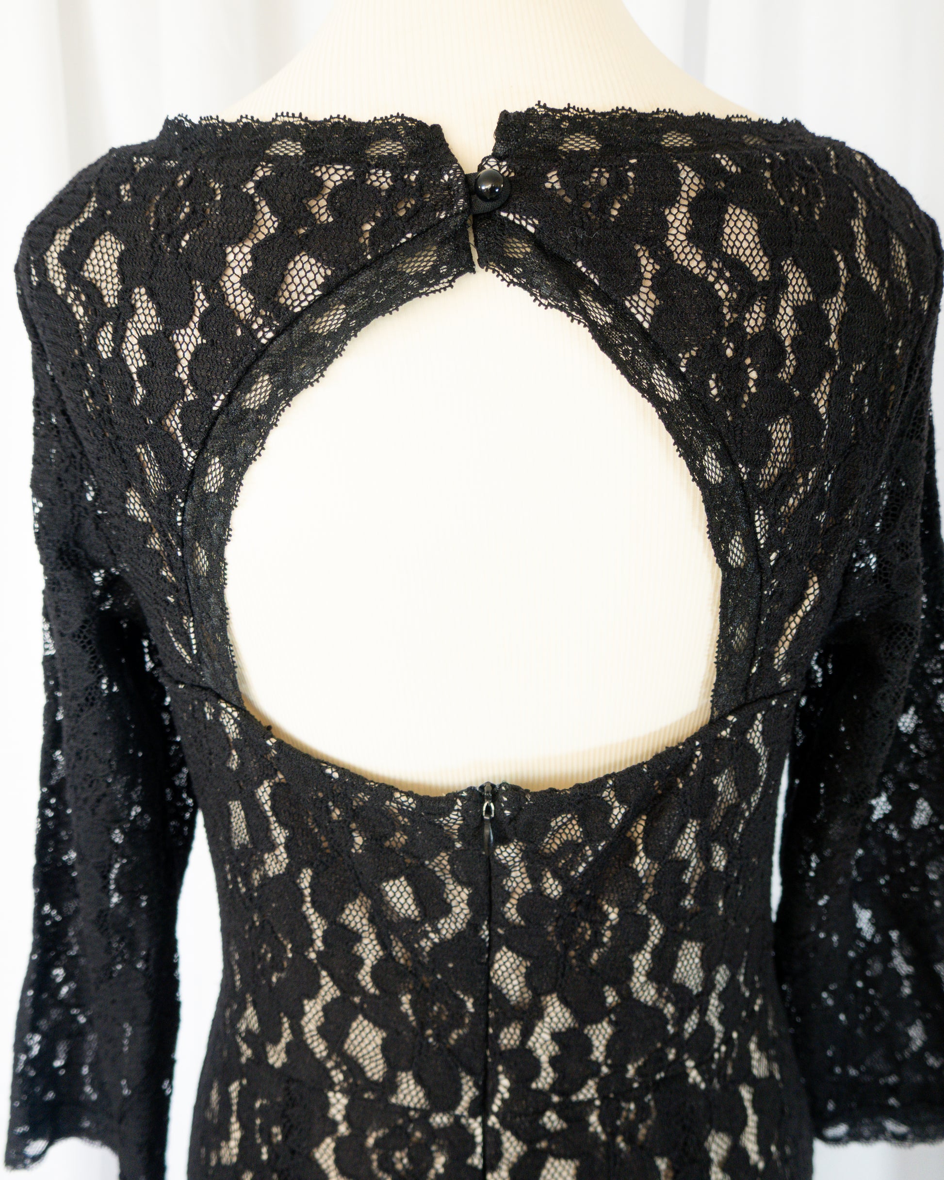 Vestido Largo de Encaje Negro Mermaid - La Reversa