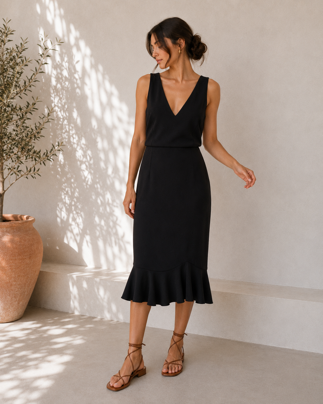 Vestido Midi Negro Estructurado - Betsey Johnson - La Reversa