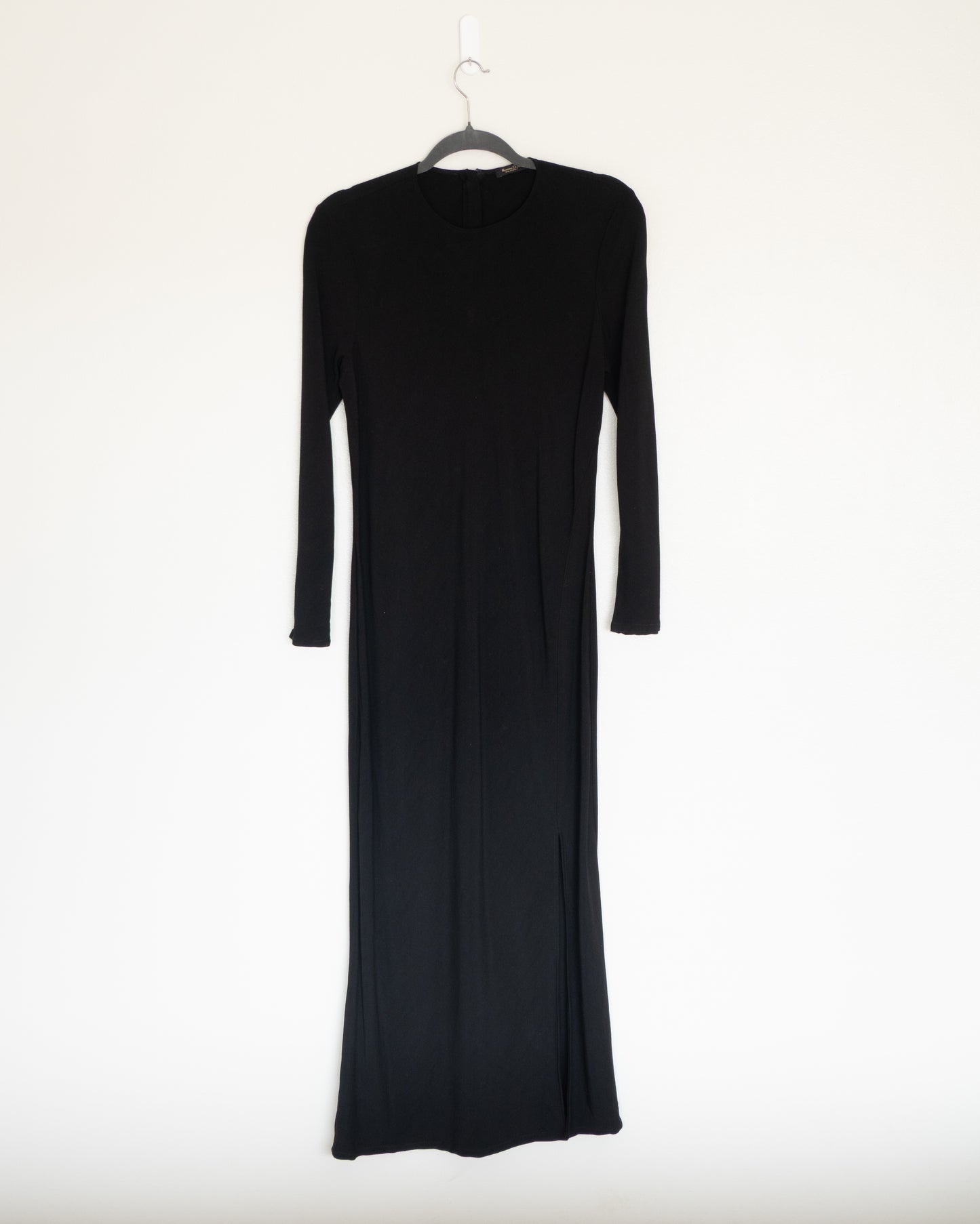 Vestido Negro Minimal - Massimo Dutti - La Reversa
