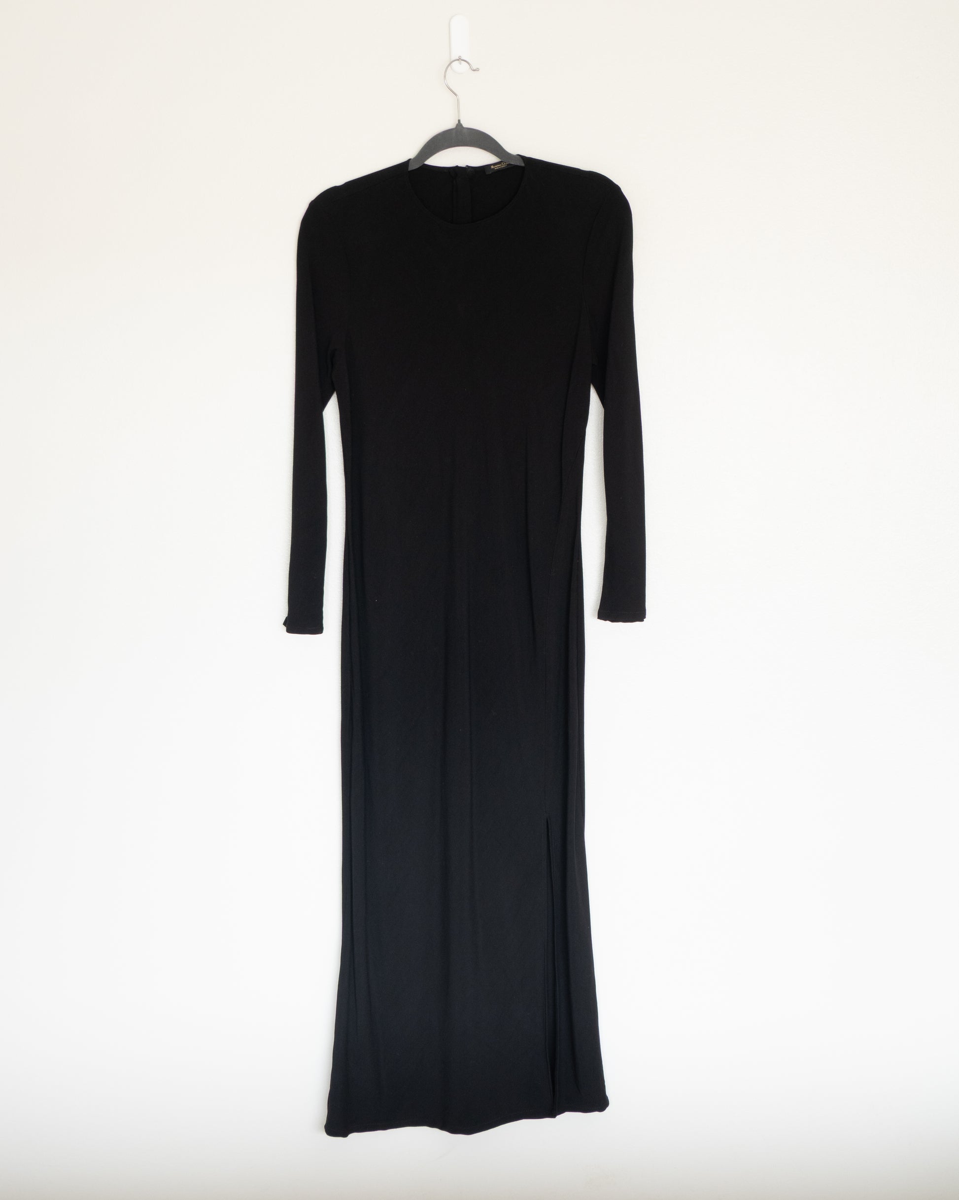 Vestido Negro Minimal - Massimo Dutti - La Reversa