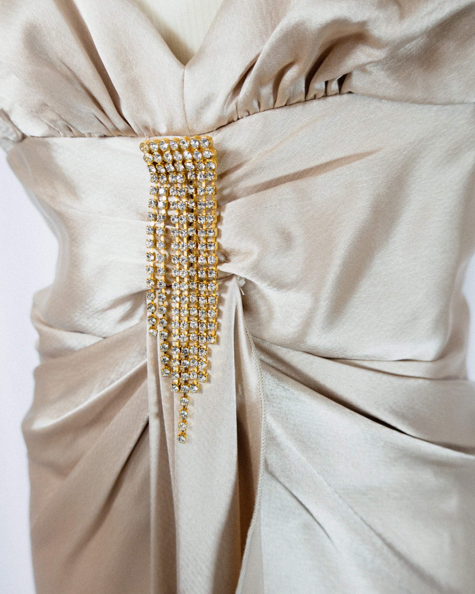 Vestido Satinado Champagne - ABS Evening - La Reversa