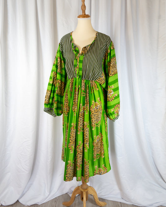 Vestido Verde Estampado - Alia Enterprises - La Reversa