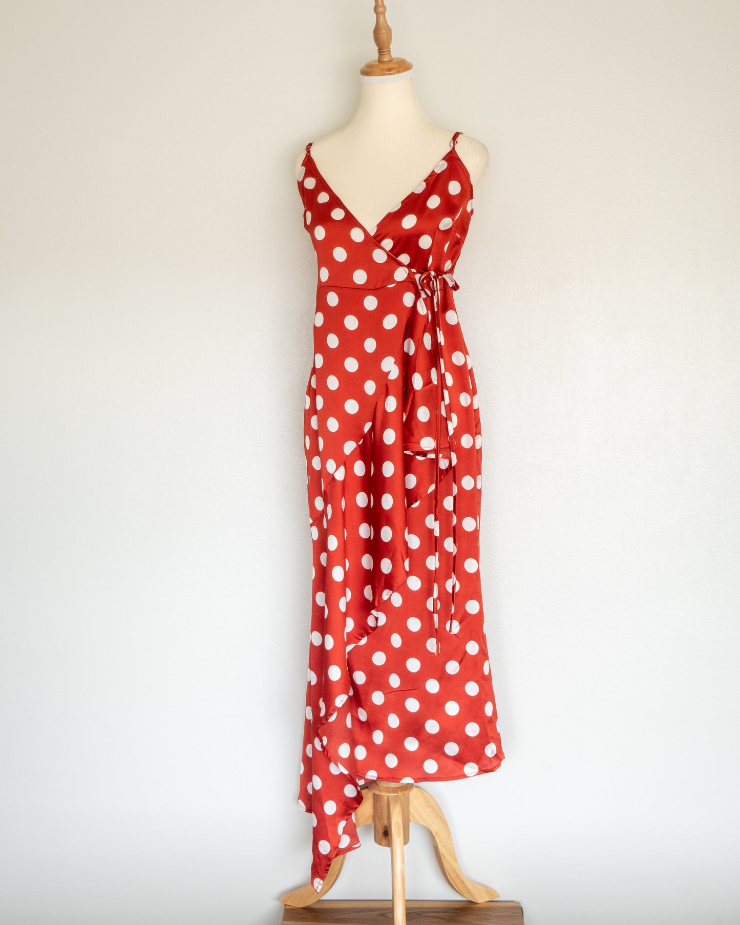 Vestido Wrap Lunares Rojo  - SaintMalē - La Reversa