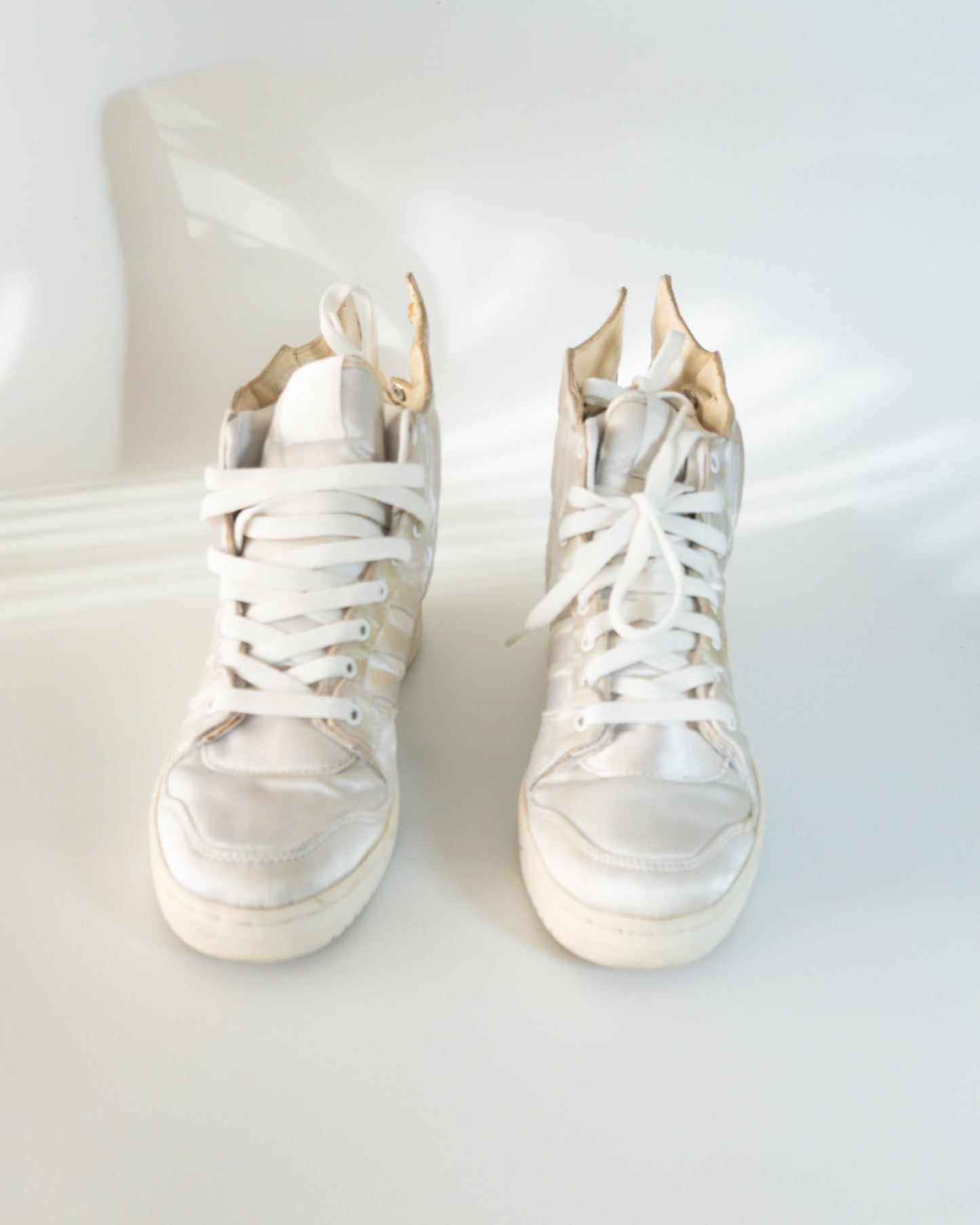 Zapatillas Wings Blancas - Adidas x Jeremy Scott - La Reversa