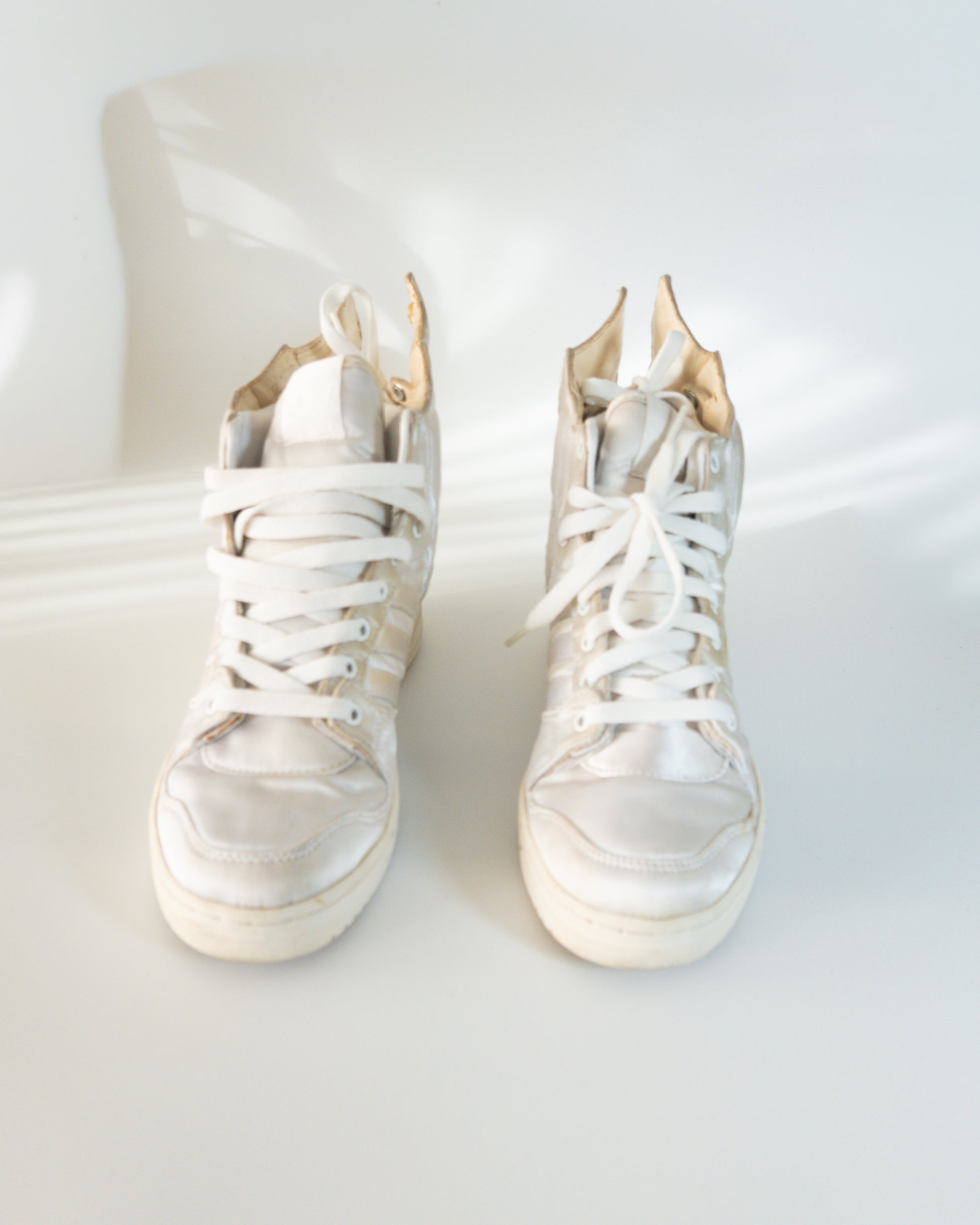 Zapatillas Wings Blancas - Adidas x Jeremy Scott - La Reversa